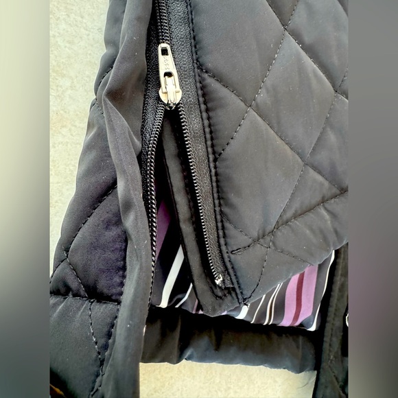 Ariat Equestrian Black Quilted Puffer Full Zip Riding Jacket, Women’s Large - Picture 6 of 9